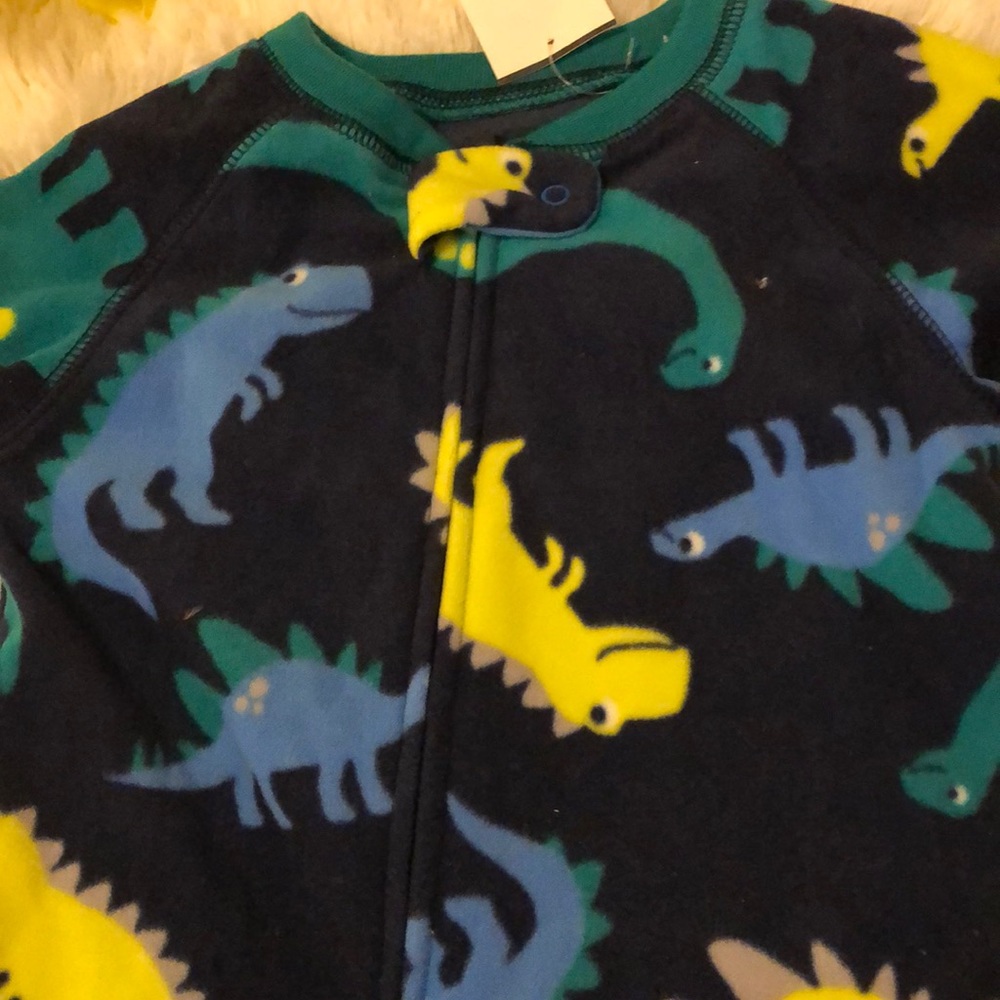 BOYS ROMPER PJ’S NWT - Picture 3 of 3